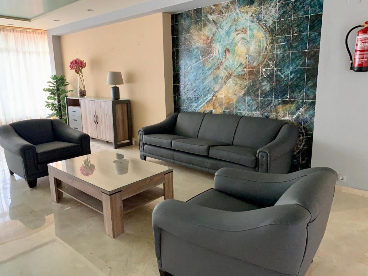 Ar Apartments - Central And Modern Apartment In Беналмадена Екстериор снимка