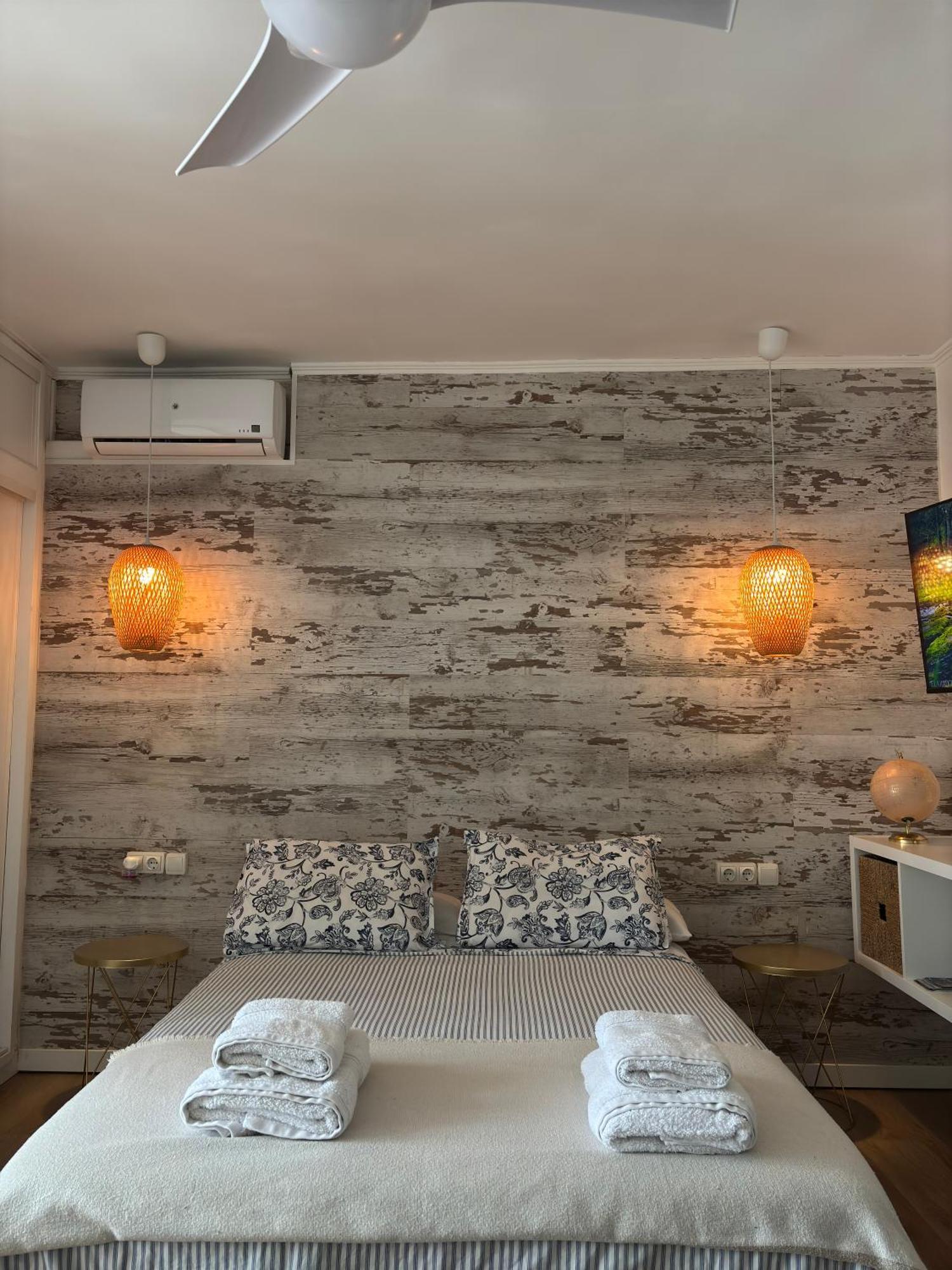 Ar Apartments - Central And Modern Apartment In Беналмадена Екстериор снимка